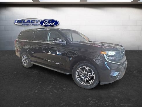 Used 2025 Ford Expedition Max Active image 10