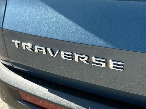 New 2026 Chevrolet Traverse LT w/ Sun and Wheel Package image 33