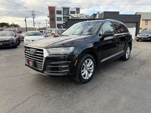Used 2018 Audi Q7 3.0T Premium Plus w/ Premium Plus Package image 3