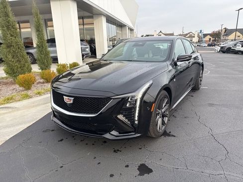 Used 2025 Cadillac CT5 Sport image 6