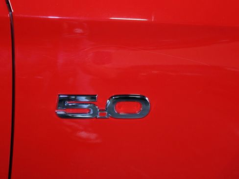 Used 2016 Ford Mustang GT Premium w/ Equipment Group 401A RWD image 26