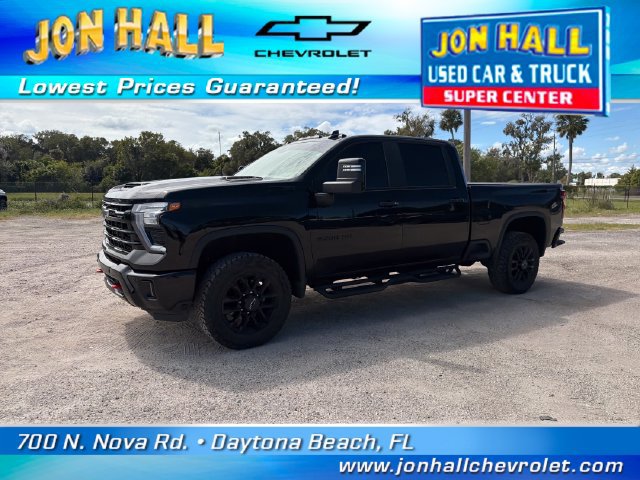 Used 2025 Chevrolet Silverado 2500 LT w/ Trail Boss Package AWD/4WD image 2