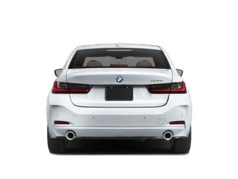 Used 2024 BMW 330i xDrive Sedan w/ Convenience Package AWD/4WD image 8