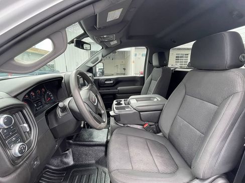 Used 2023 GMC Sierra 3500 Pro w/ Convenience Package AWD/4WD image 3