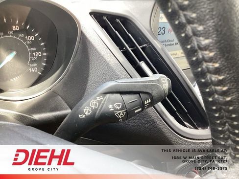 Used 2018 Ford Escape Titanium w/ Ford Safe & Smart Package AWD/4WD image 32