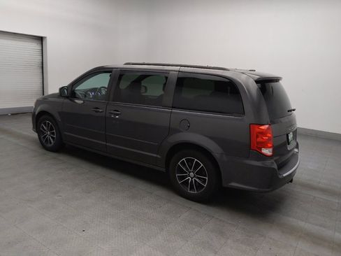 Used 2017 Dodge Grand Caravan GT FWD image 3