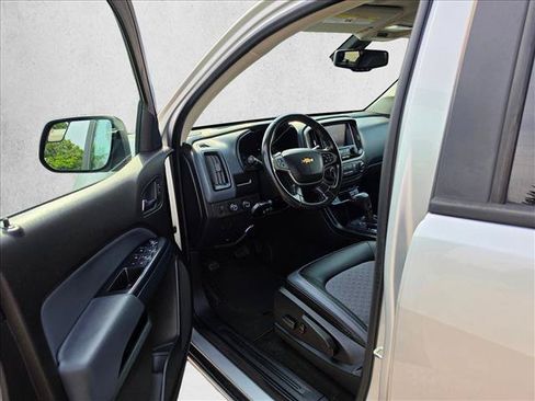 Used 2015 Chevrolet Colorado Z71 AWD/4WD image 21