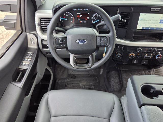 New 2026 Ford F350 XL w/ XL Chrome Package AWD/4WD image 15
