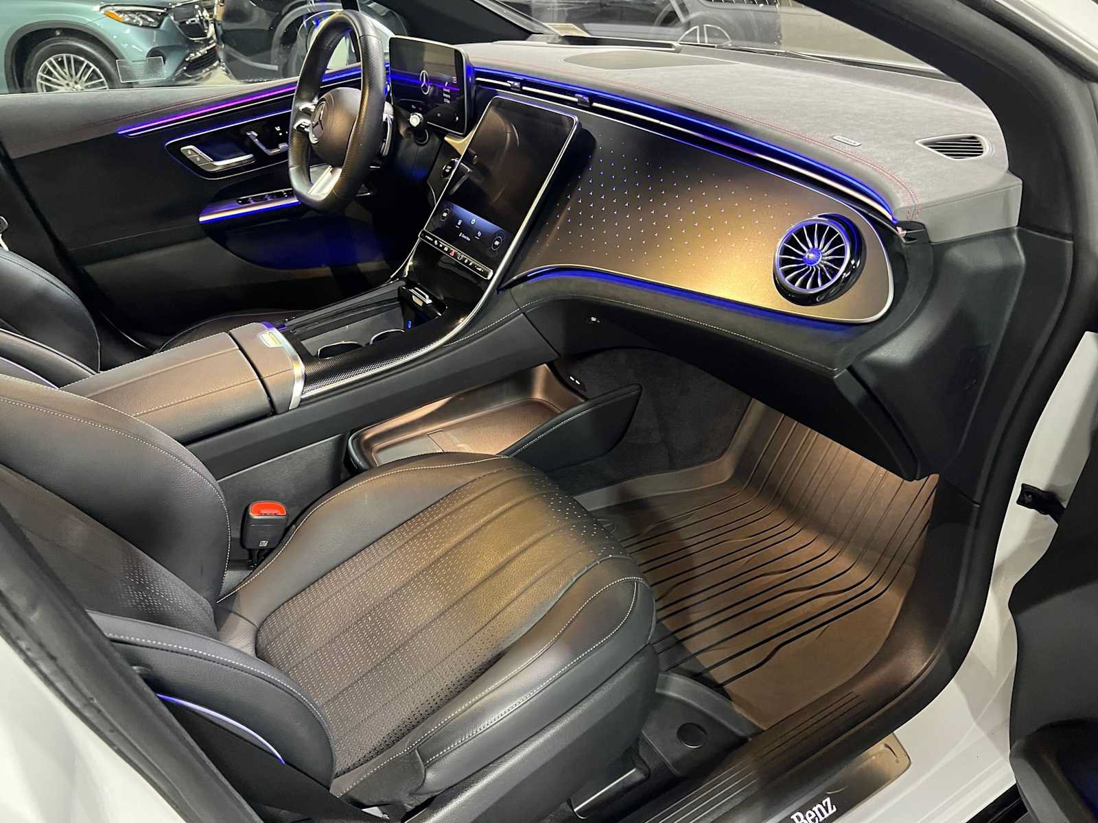 Certified 2023 Mercedes-Benz EQE 350+ 4MATIC Sedan image 11