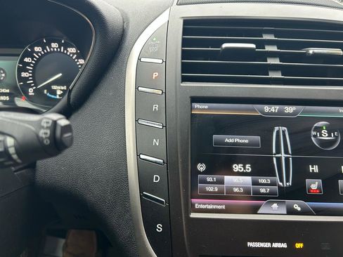 Used 2015 Lincoln MKC FWD w/ Equipment Group 101A Select image 26