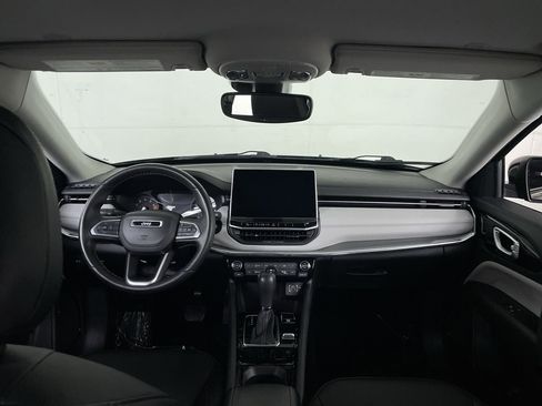 Used 2022 Jeep Compass Limited image 27