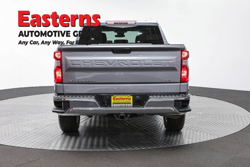 Used 2023 Chevrolet Silverado 1500 LT AWD/4WD image 7