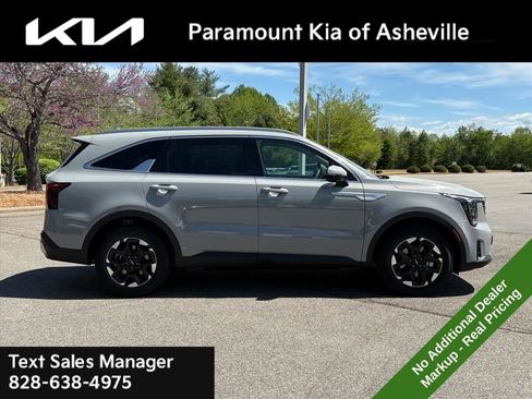 New 2026 Kia Sorento S FWD image 6