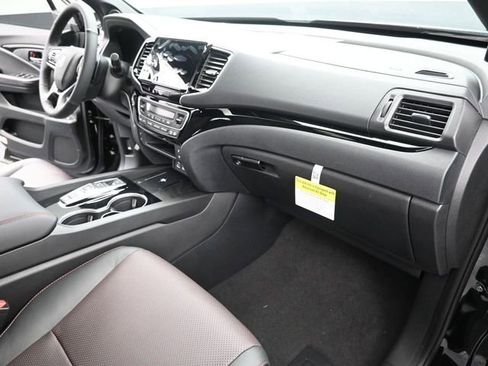 New 2026 Honda Ridgeline Black Edition image 10