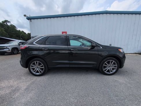 Used 2023 Ford Edge Titanium w/ Class II Trailer Tow Package AWD/4WD image 9