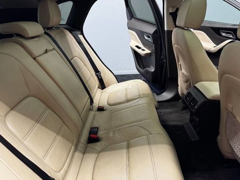 Used 2017 Jaguar F-PACE Prestige image 50