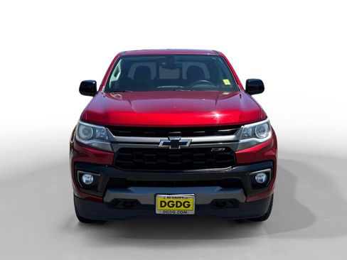 Used 2021 Chevrolet Colorado Z71 w/ Safety Package AWD/4WD image 8