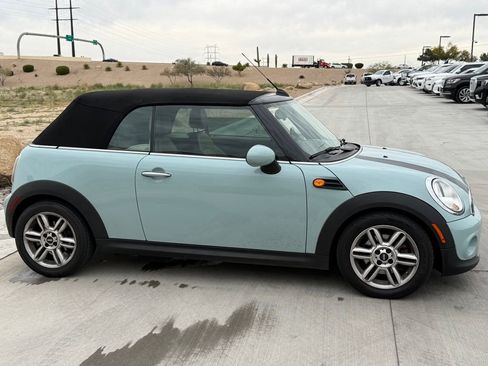 Used 2011 MINI Cooper Convertible image 5