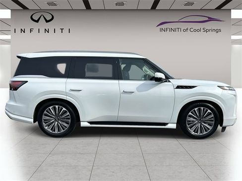 Used 2025 INFINITI QX80 Luxe image 8