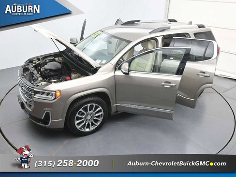 Used 2023 GMC Acadia Denali w/ Denali Technology Package AWD/4WD image 38