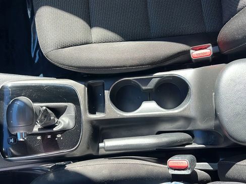 Used 2017 Kia Forte LX image 22