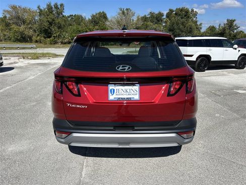 New 2026 Hyundai Tucson SE image 11