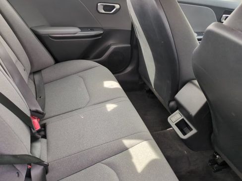 Used 2025 Kia K4 FWD image 11