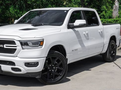 Used 2023 RAM 1500 Laramie AWD/4WD image 13