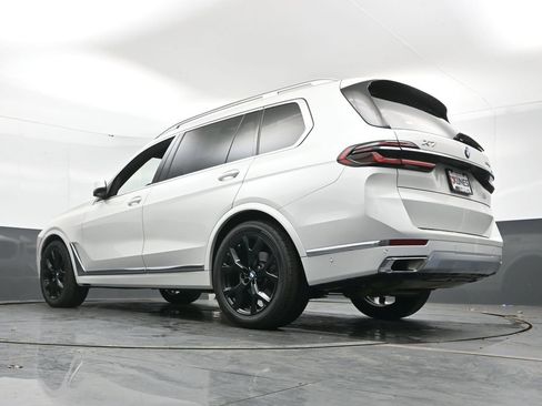 Used 2023 BMW X7 xDrive40i AWD/4WD image 51