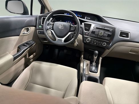 Used 2013 Honda Civic LX image 25