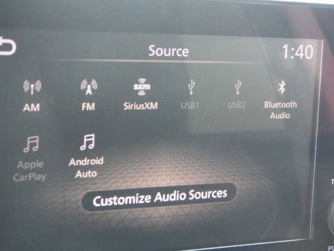 Used 2022 Nissan Pathfinder SV w/ SV Premium Package image 24