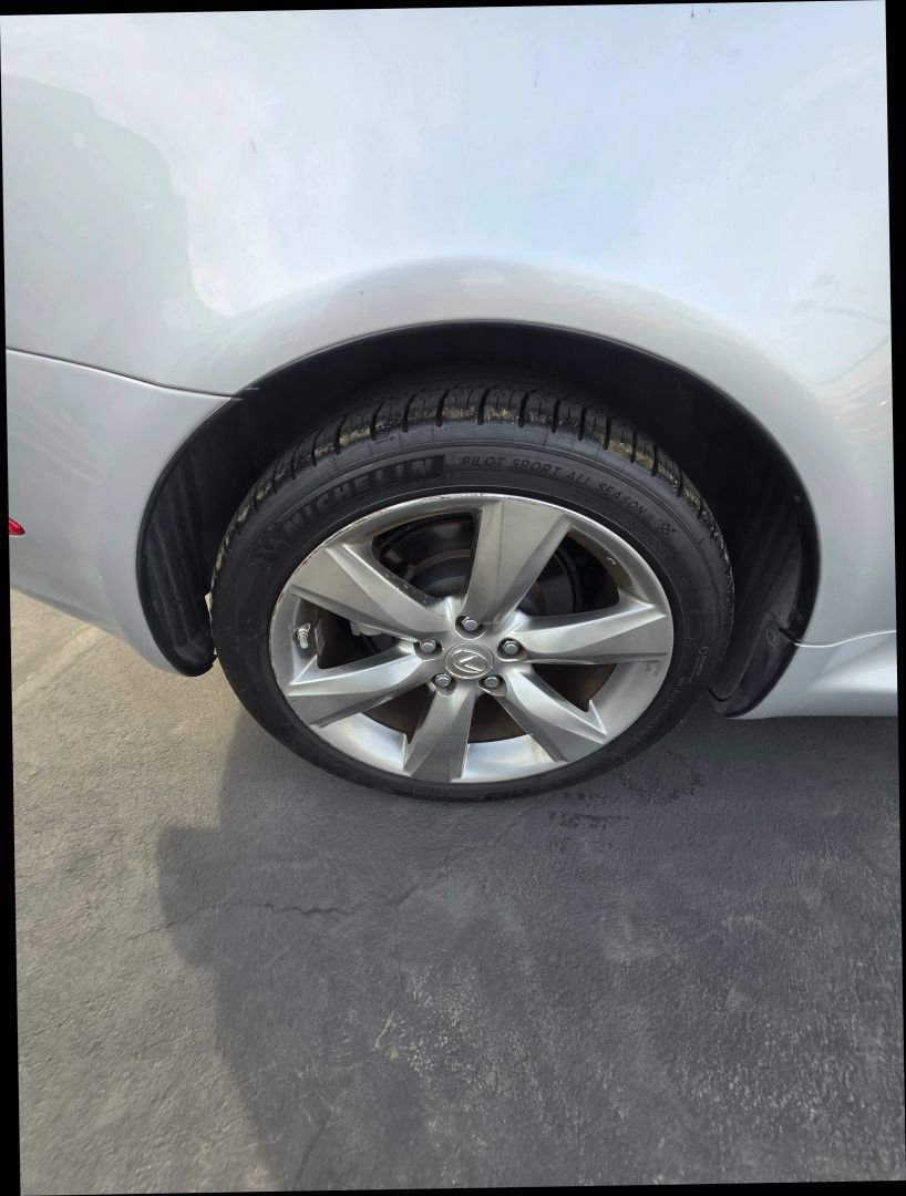Used 2010 Lexus SC 430 Convertible RWD image 34