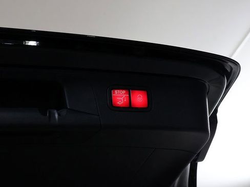 Certified 2022 Mercedes-Benz GLC 300 4MATIC image 32