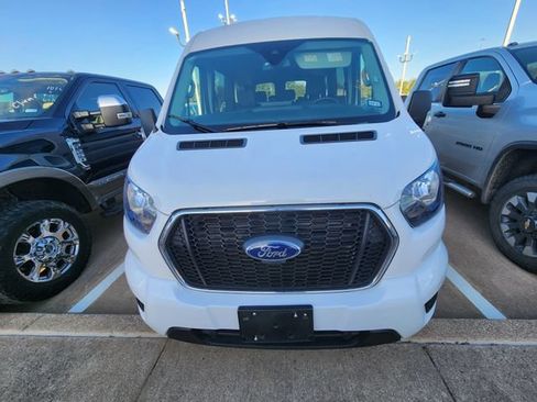 Used 2025 Ford Transit 350 XLT RWD image 2