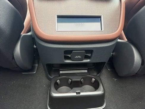 New 2026 Lincoln Navigator L Reserve AWD/4WD image 14