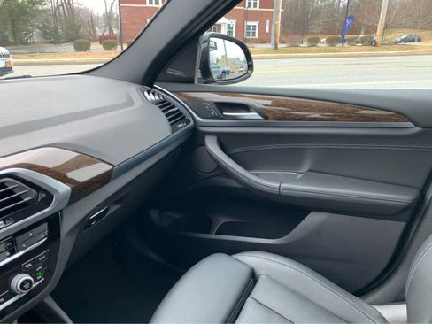 Used 2019 BMW X4 xDrive30i w/ Premium Package image 21