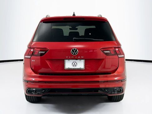 Certified 2024 Volkswagen Tiguan SE R-Line FWD image 6
