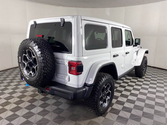 Used 2022 Jeep Wrangler Unlimited Rubicon 4xe w/ Steel Bumper Group AWD/4WD image 9