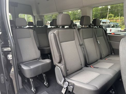 Used 2025 Ford Transit 350 XLT RWD image 13