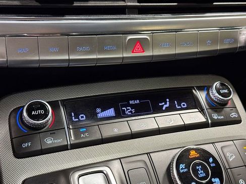 Used 2022 Hyundai Palisade Limited image 18