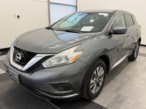 Used 2017 Nissan Murano S image 6