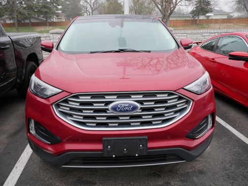 Used 2023 Ford Edge Titanium w/ Class II Trailer Tow Package AWD/4WD image 2