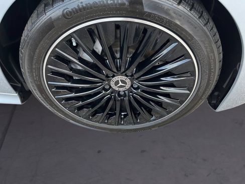 Certified 2025 Mercedes-Benz CLE 300 4MATIC Coupe image 14