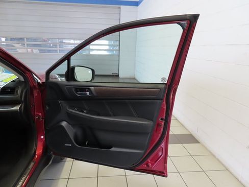 Used 2019 Subaru Outback 3.6R Limited image 31