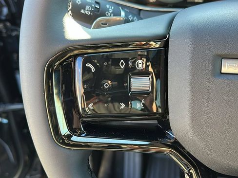 New 2026 Land Rover Range Rover Evoque Dynamic SE image 13