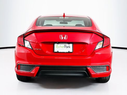 Used 2019 Honda Civic EX image 7