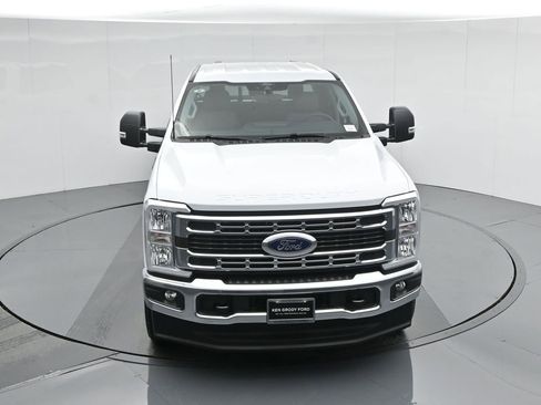New 2026 Ford F250 XLT w/ FX4 Off-Road Package image 41
