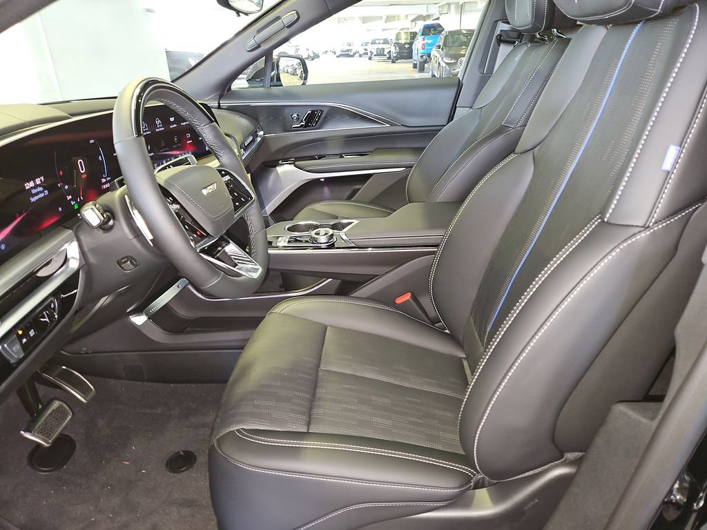New 2026 Cadillac Lyriq V w/ LPO, Bronce Accent Package AWD/4WD image 26