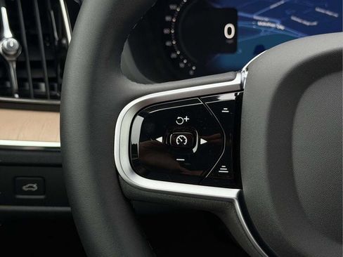 New 2026 Volvo XC60 B5 Plus w/ Protection Package Premier image 8