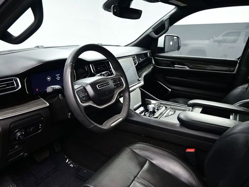 Used 2022 Jeep Wagoneer Series III w/ Premium Group I image 8